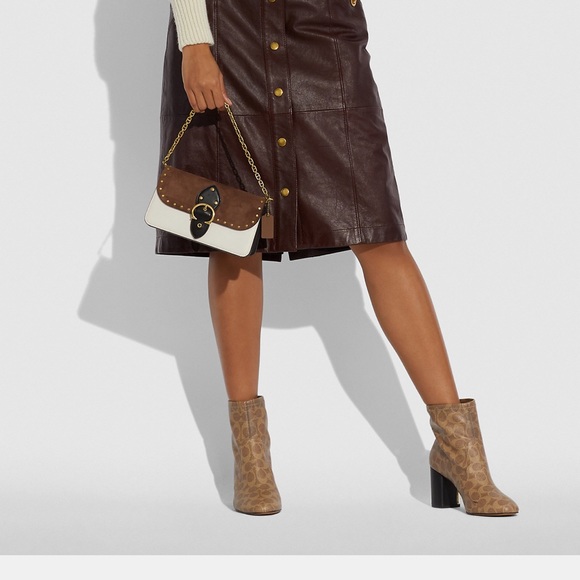 New Coach crossbody light beige 18-20 inches drop. - Picture 12 of 12